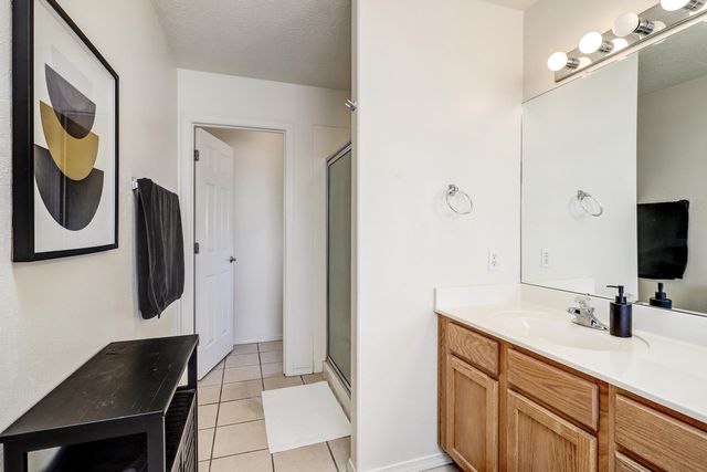 469 Brandon Court SW, Albuquerque, NM 87121