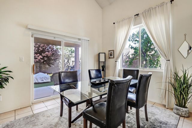 469 Brandon Court SW, Albuquerque, NM 87121
