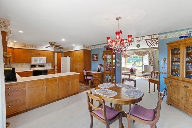 1202 Ellis Drive, Charles City, IA 50616