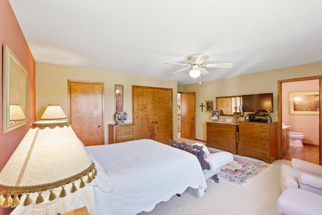 1202 Ellis Drive, Charles City, IA 50616