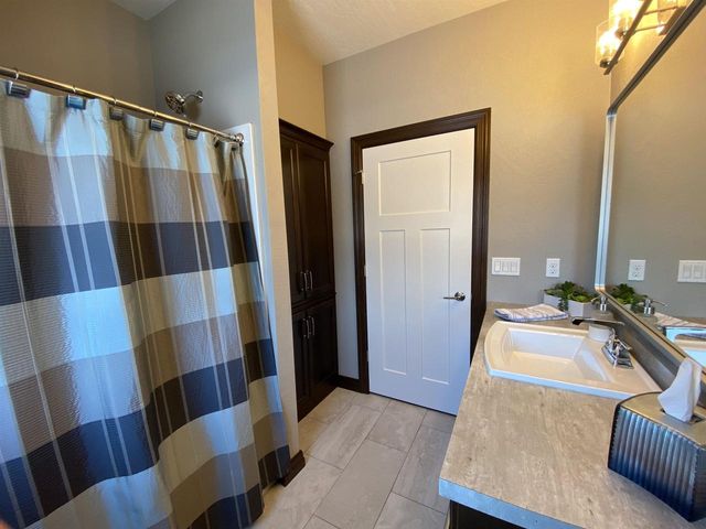 1630 RAVINE DRIVE, Green Bay, WI 54313