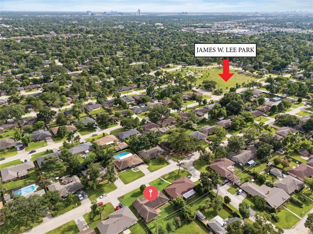 8922 Springview Lane, Houston, TX 77080