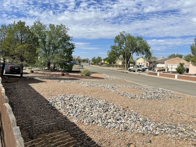 4601 Palmas Altas Drive SE, Rio Rancho, NM 87124