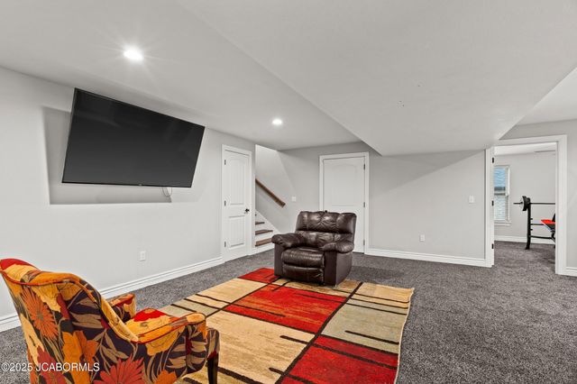 820 RONAN COURT, Jefferson City, MO 65109