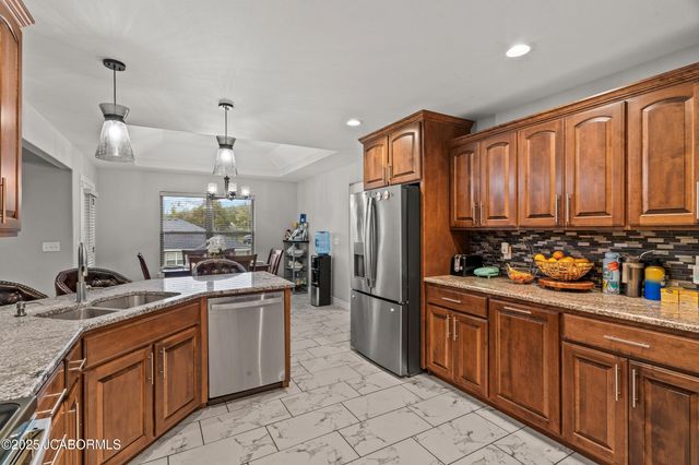 820 RONAN COURT, Jefferson City, MO 65109