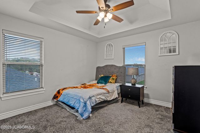 820 RONAN COURT, Jefferson City, MO 65109