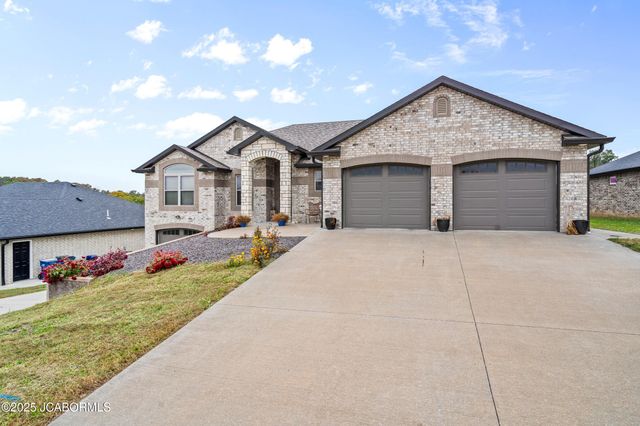 820 RONAN COURT, Jefferson City, MO 65109