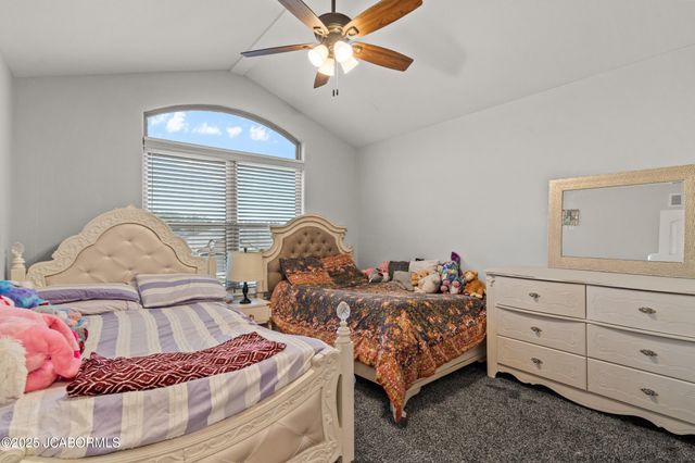 820 RONAN COURT, Jefferson City, MO 65109