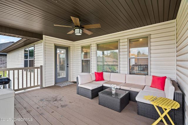 820 RONAN COURT, Jefferson City, MO 65109