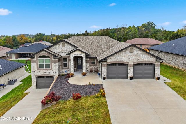 820 RONAN COURT, Jefferson City, MO 65109