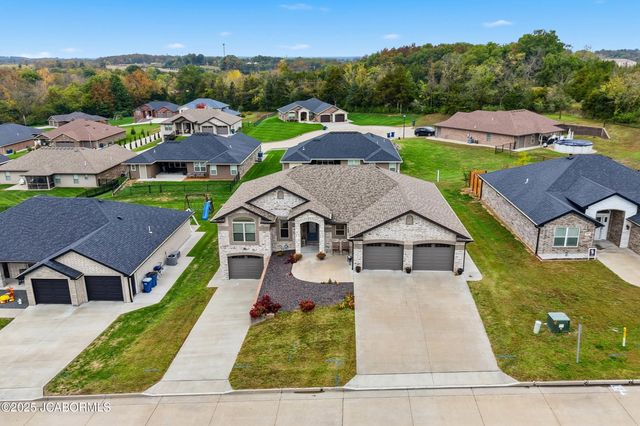 820 RONAN COURT, Jefferson City, MO 65109