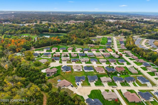 820 RONAN COURT, Jefferson City, MO 65109