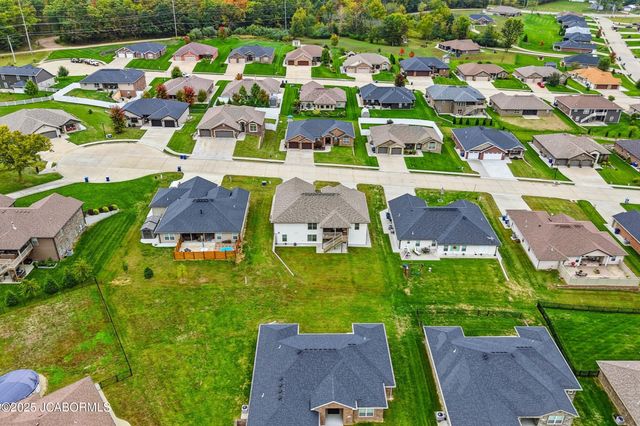 820 RONAN COURT, Jefferson City, MO 65109