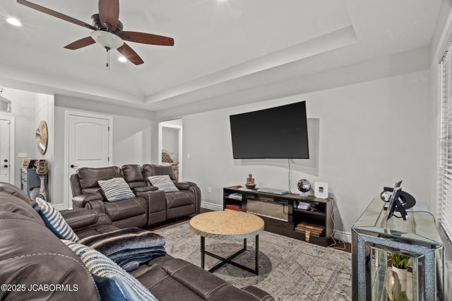 820 RONAN COURT, Jefferson City, MO 65109