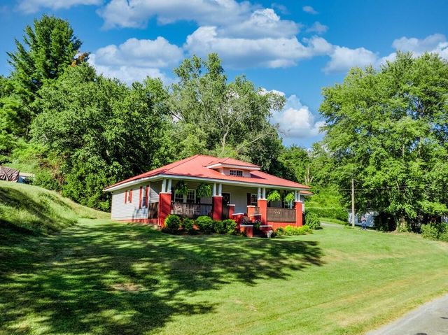 195 Isabella Avenue, Copperhill, TN 37317