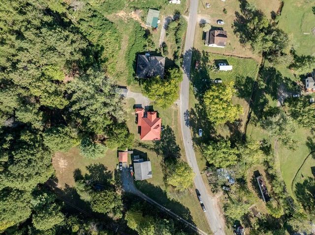 195 Isabella Avenue, Copperhill, TN 37317