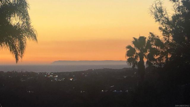 1241 White Sands Dr., San Marcos, CA 92078