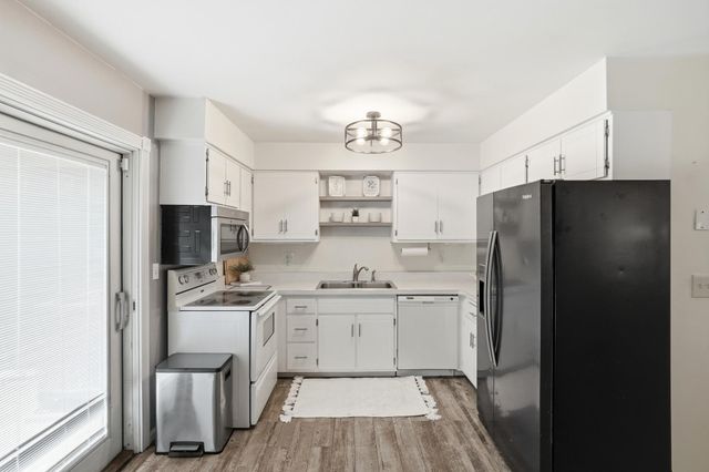 1821 Val Court, Burlington, KY 41005