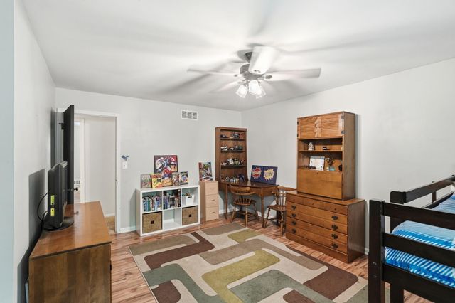 1821 Val Court, Burlington, KY 41005