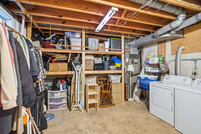1821 Val Court, Burlington, KY 41005