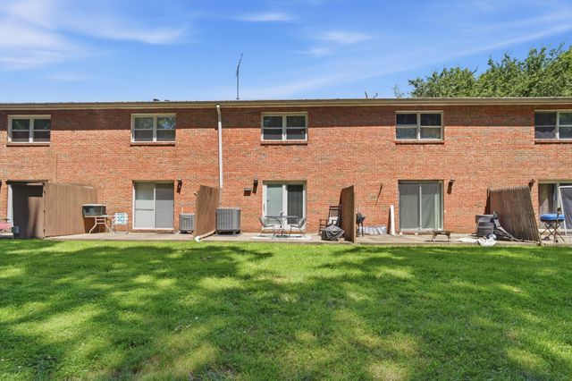1821 Val Court, Burlington, KY 41005
