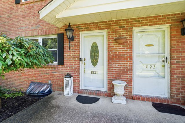 1821 Val Court, Burlington, KY 41005