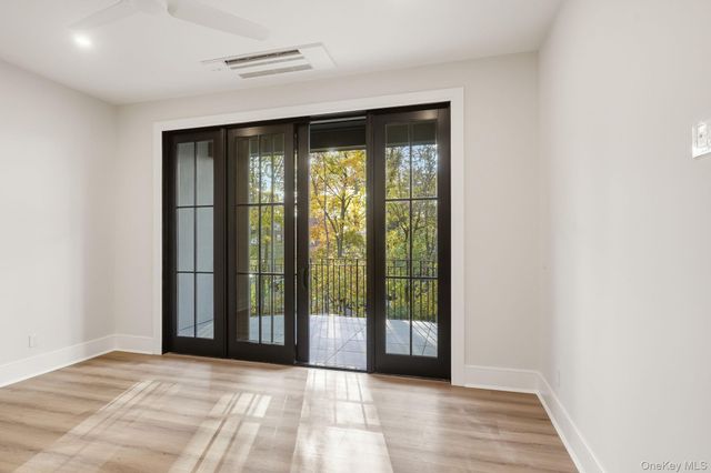 34 Clinton Avenue 8, Dobbs Ferry, NY 10522