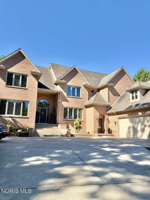 4763 High Oaks Boulevard, Toledo, OH 43623