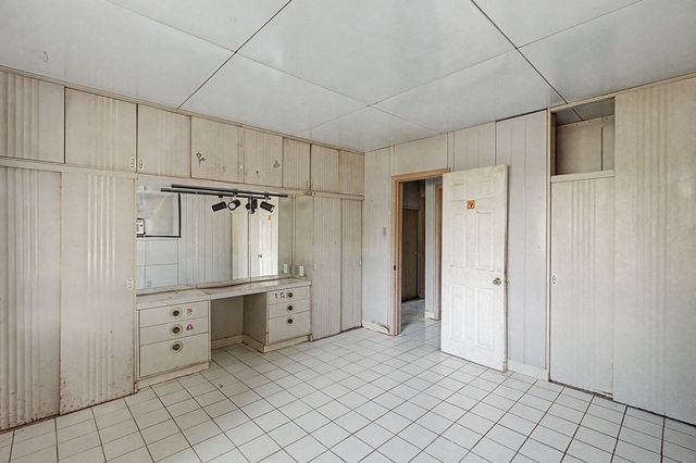 439 W Park St, Guthrie, KY 42234