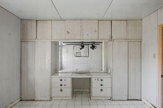 439 W Park St, Guthrie, KY 42234