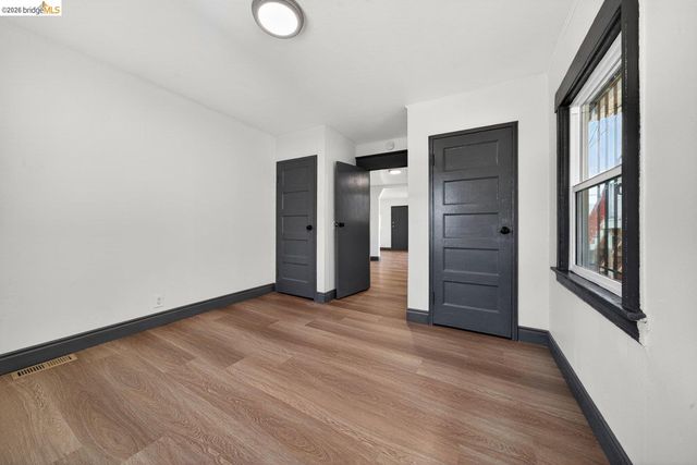 5533 Edgerly St, Oakland, CA 94621