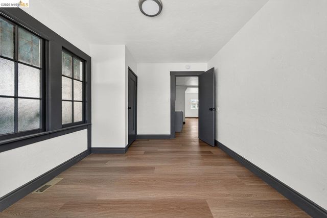 5533 Edgerly St, Oakland, CA 94621