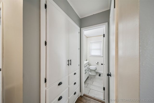 1122 S Russell Street, Skiatook, OK 74070