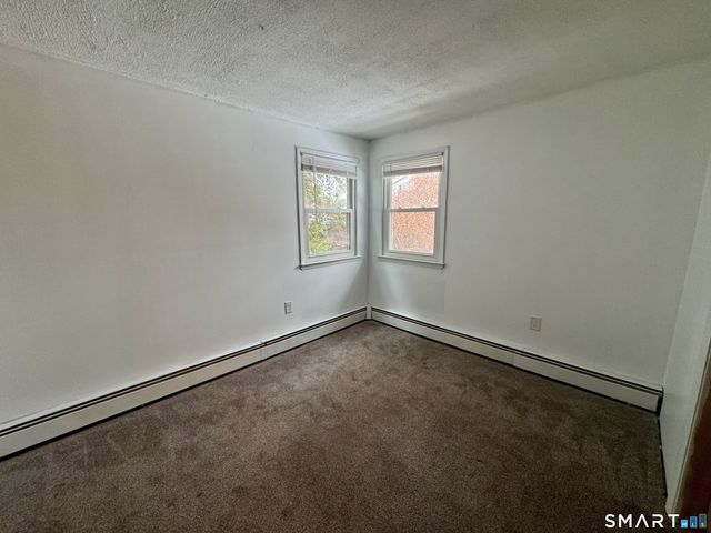 12 Nutmeg Drive, Clinton, CT 06413