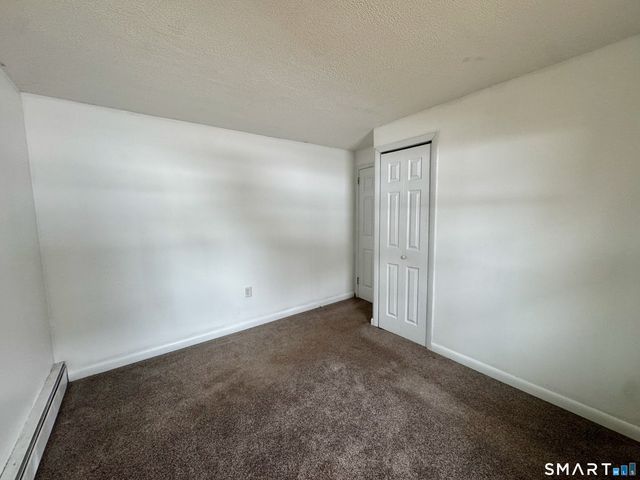 12 Nutmeg Drive, Clinton, CT 06413