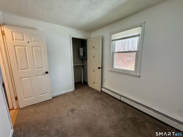 12 Nutmeg Drive, Clinton, CT 06413