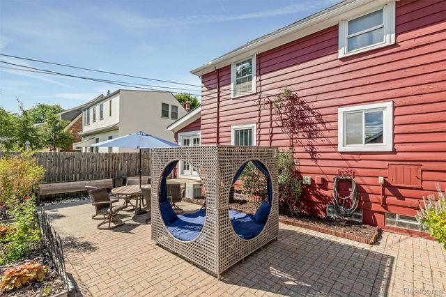 1208 Villa Road, Birmingham, MI 48009