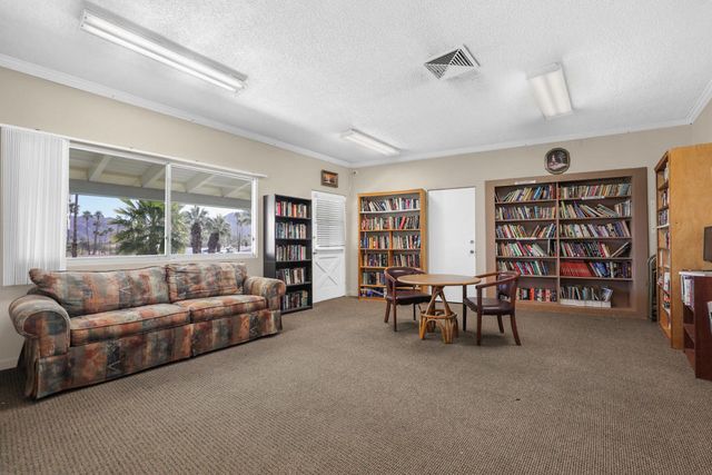 30 Diamond East Drive, Palm Desert, CA 92260