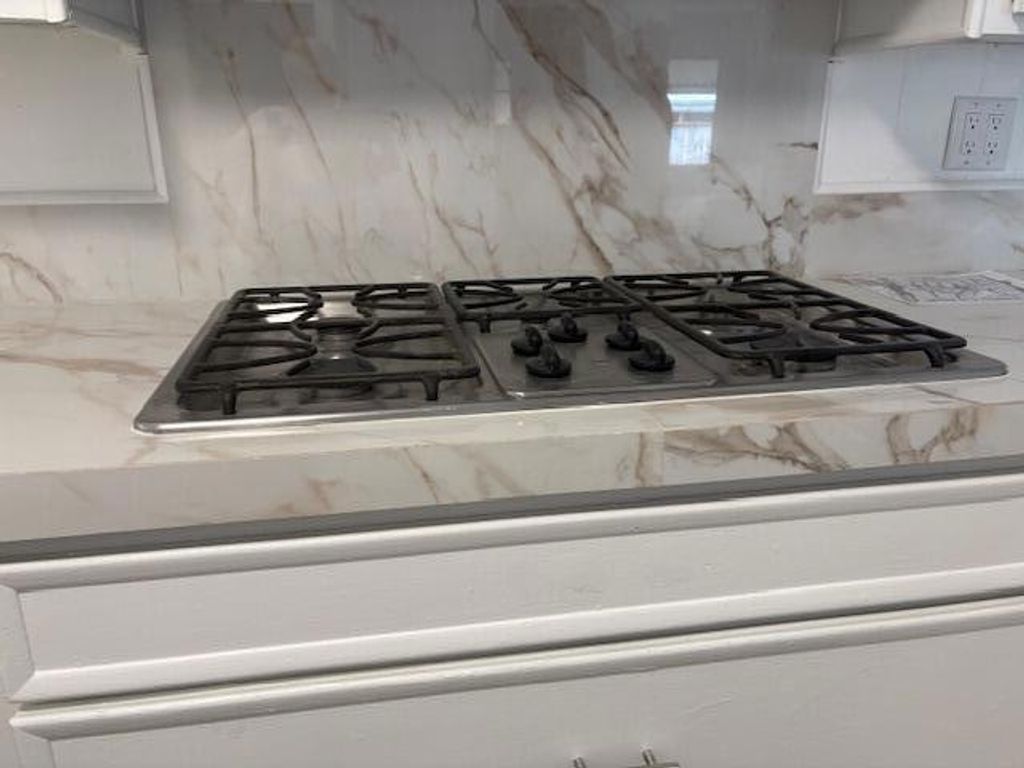 Image 6 of property listing at 30 Diamond East Drive, Palm Desert, CA 92260