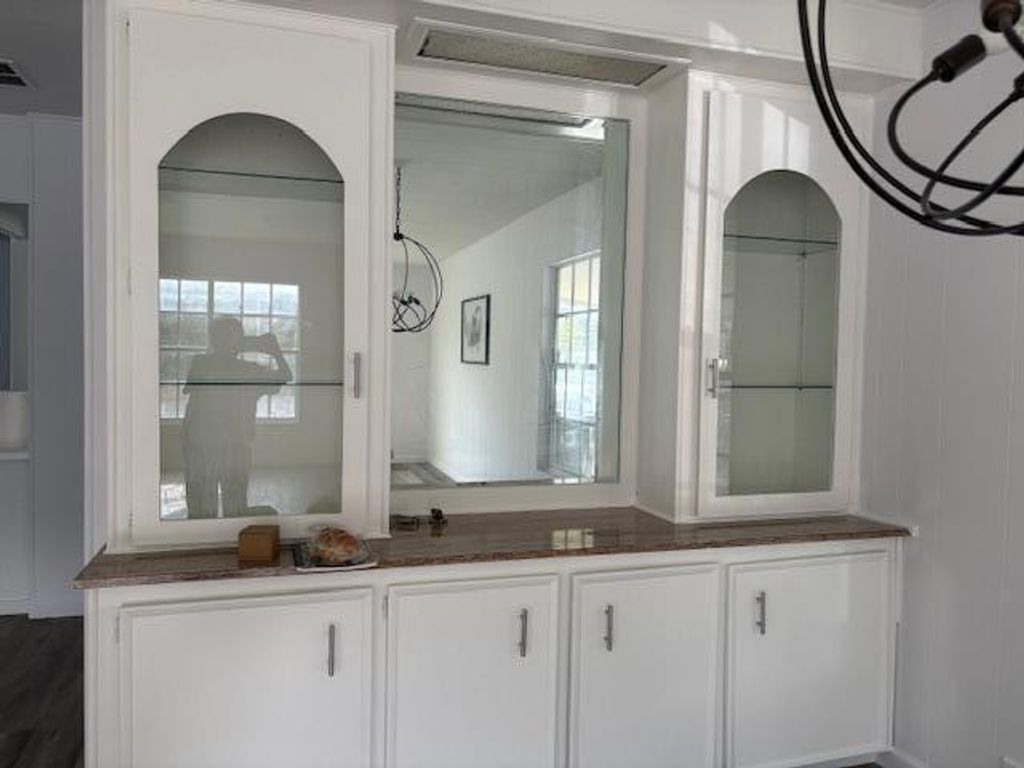 Image 8 of property listing at 30 Diamond East Drive, Palm Desert, CA 92260