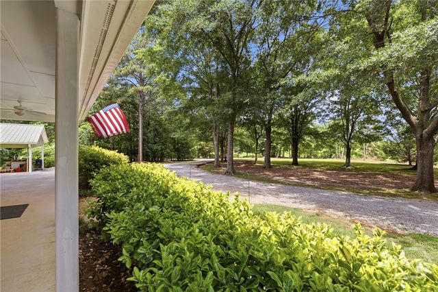 284 Poplar Creek Road, Stephens, GA 30667