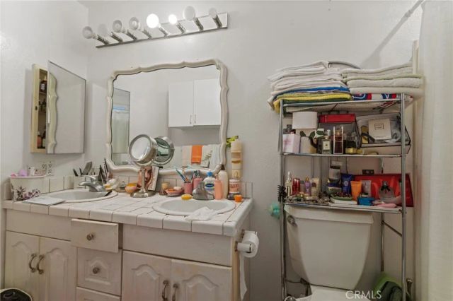 14263 Hubbard, Sylmar, CA 91342
