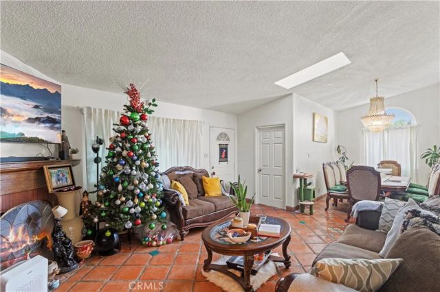 14263 Hubbard, Sylmar, CA 91342
