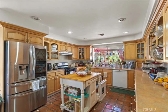 14263 Hubbard, Sylmar, CA 91342