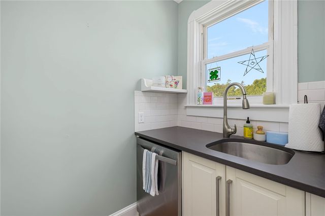843 Hope Street 3, Providence, RI 02906
