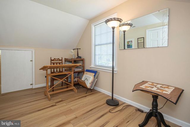 7 COLONIAL RIDGE DR, Yardley, PA 19067