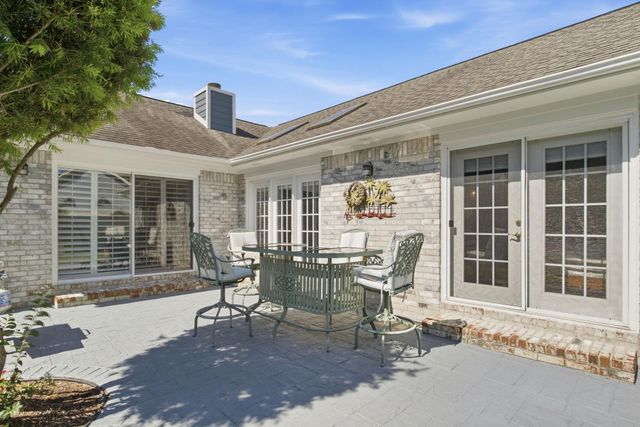 958 Courtyard Dr., Myrtle Beach, SC 29577