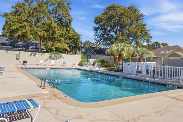 958 Courtyard Dr., Myrtle Beach, SC 29577