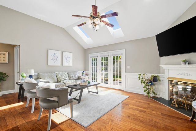 958 Courtyard Dr., Myrtle Beach, SC 29577