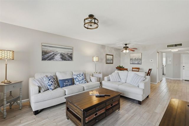 6151 BAHIA DEL MAR BOULEVARD 123, St Petersburg, FL 33715